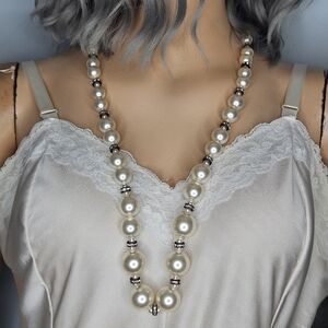 Vintage Graduated Pearl and Rhinestone Necklace 15"